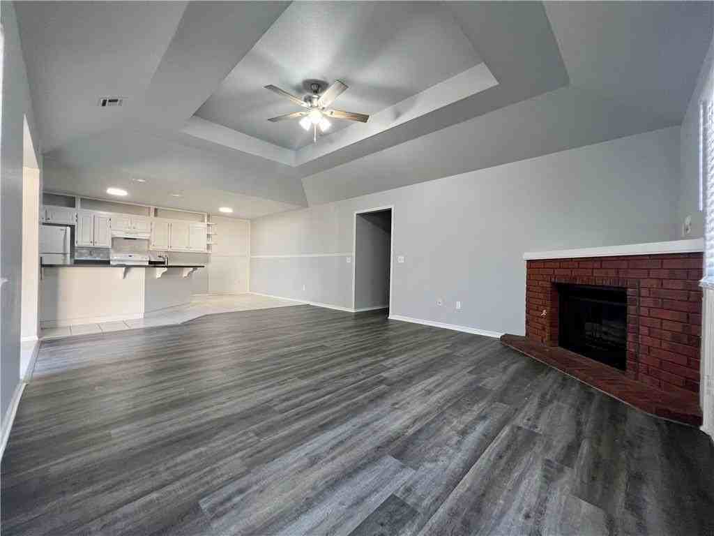 2004 S Old Wire Rd - Photo 4 of 20