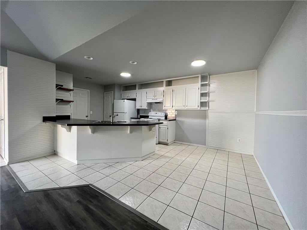 2004 S Old Wire Rd - Photo 6 of 20