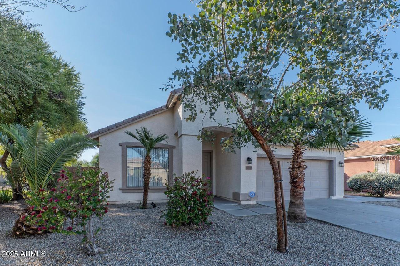 11605 La Reata Avenue