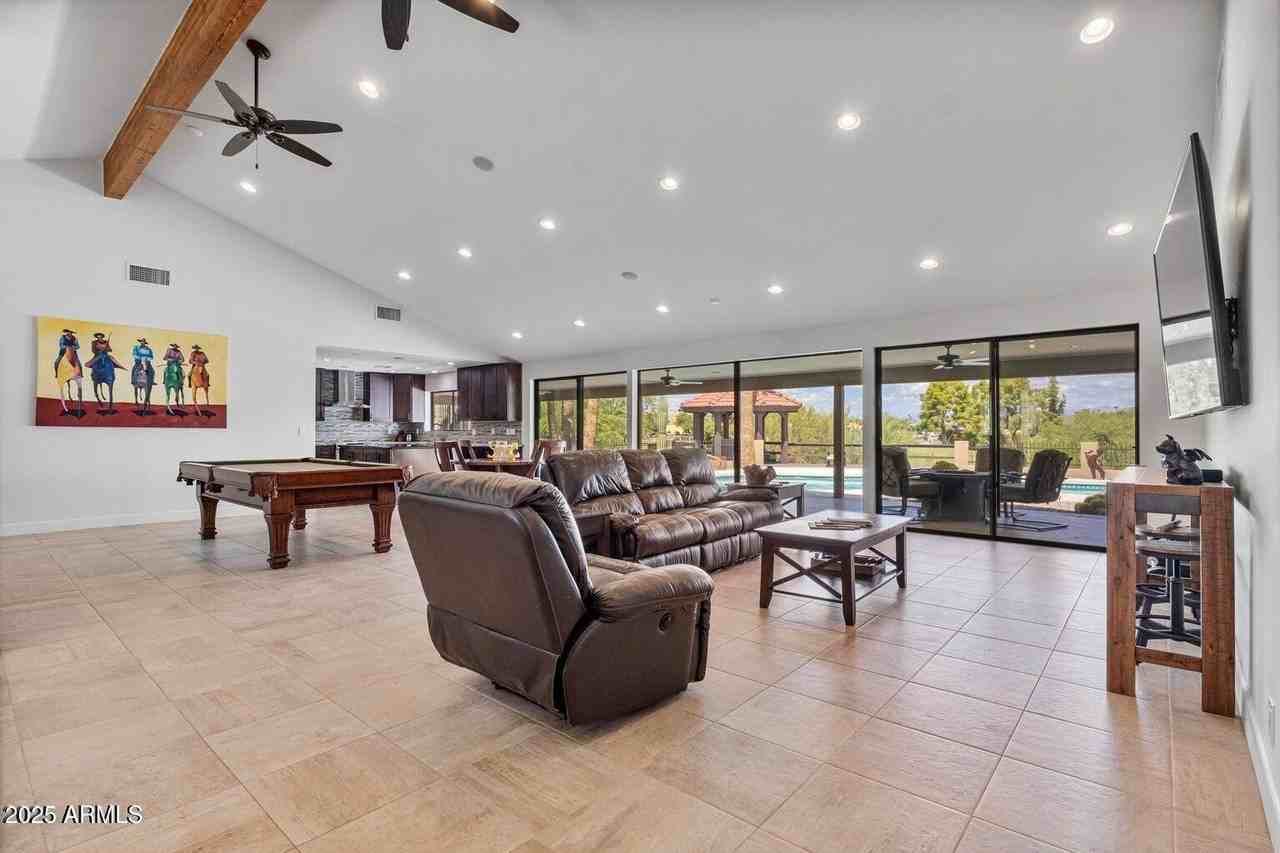 10626 N Indian Wells Dr - Photo 3 of 30