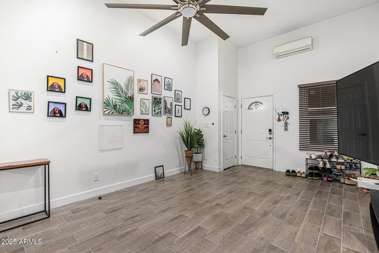 2934 North 22nd Place - Photo 6 of 27