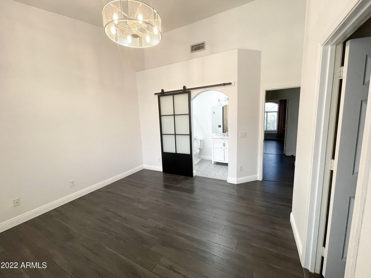 500 North Roosevelt Avenue #35 - Photo 7 of 11