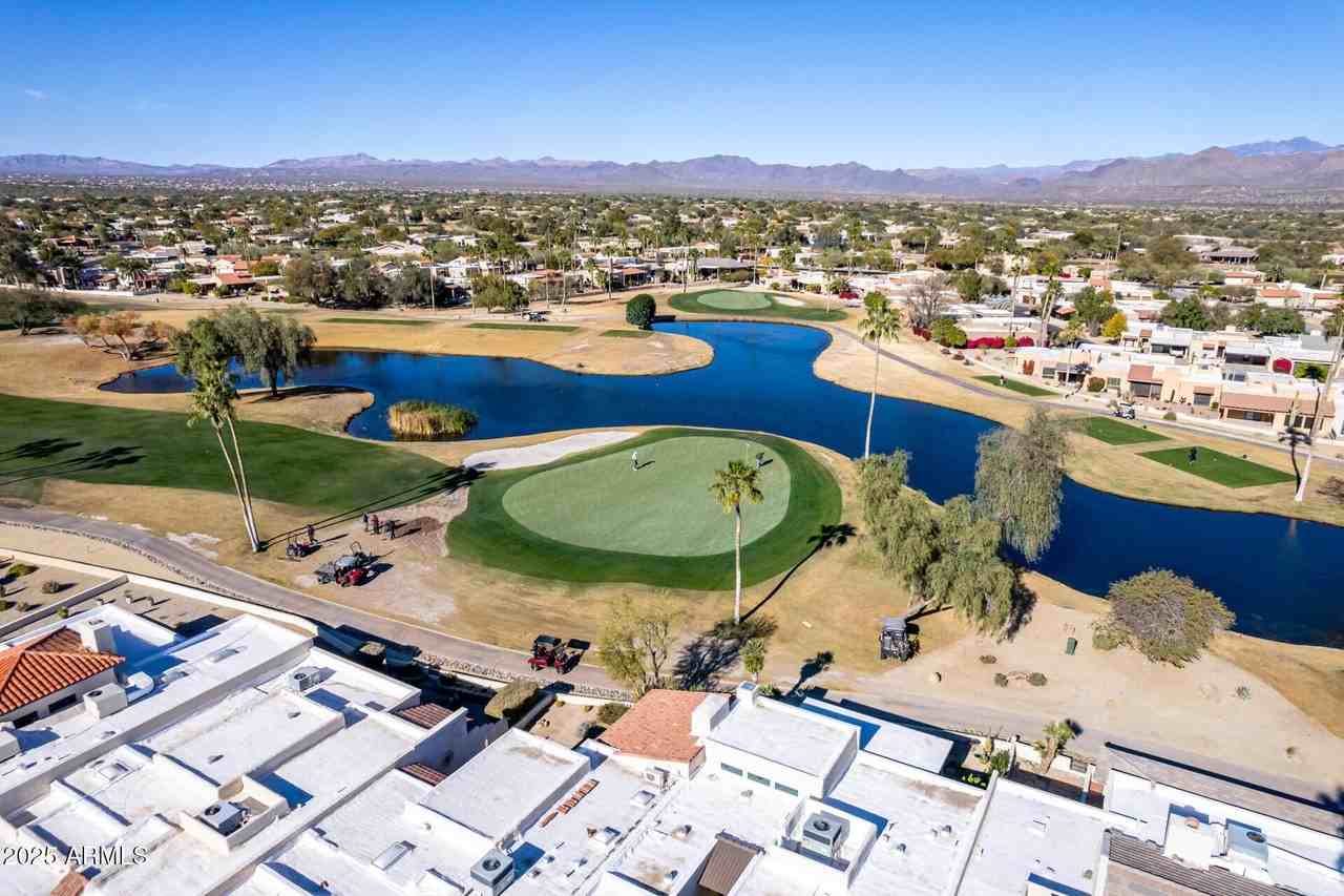 18718 East Rio Lane - Photo 7 of 50