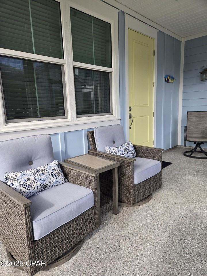 8952 Coral Reef Way - Photo 4 of 39