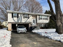 featured image of 28 Willow Drive