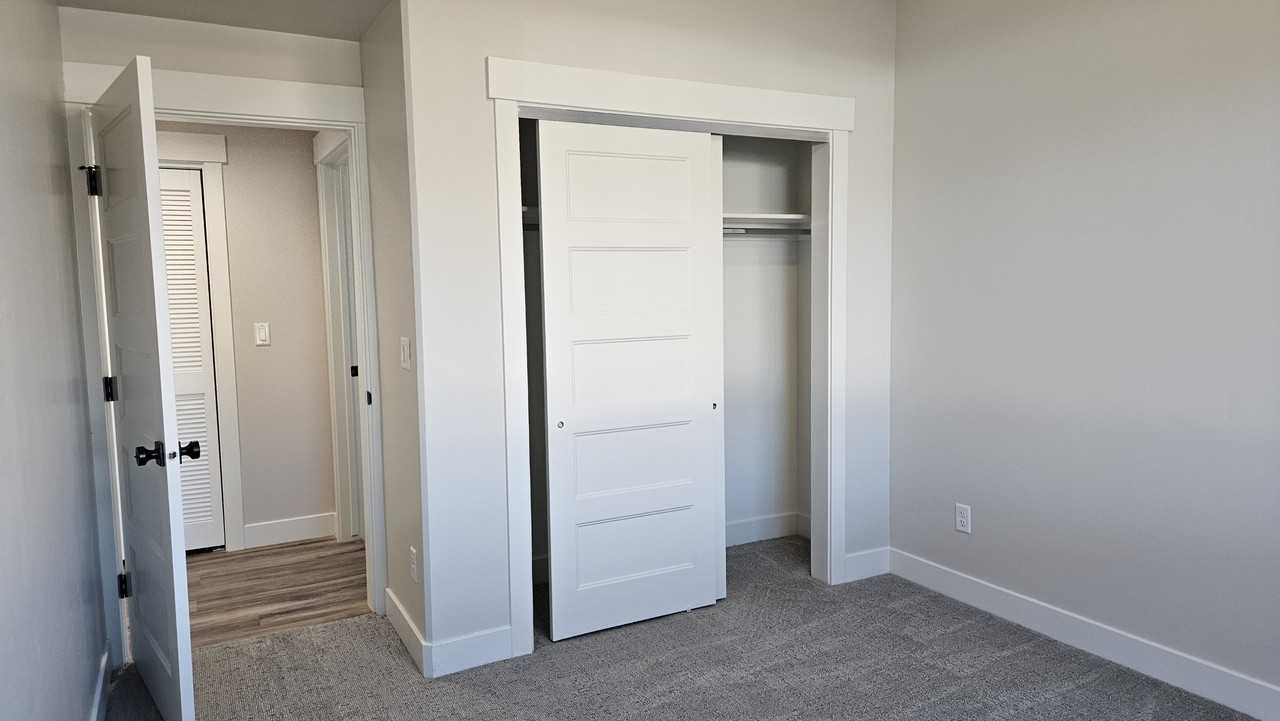 73 500 South #104 - Photo 6 of 11