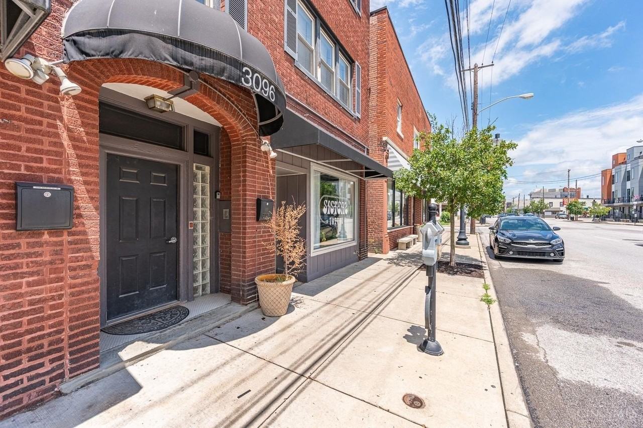 3096 Madison Rd Apt 9 #9 - Photo 2 of 20