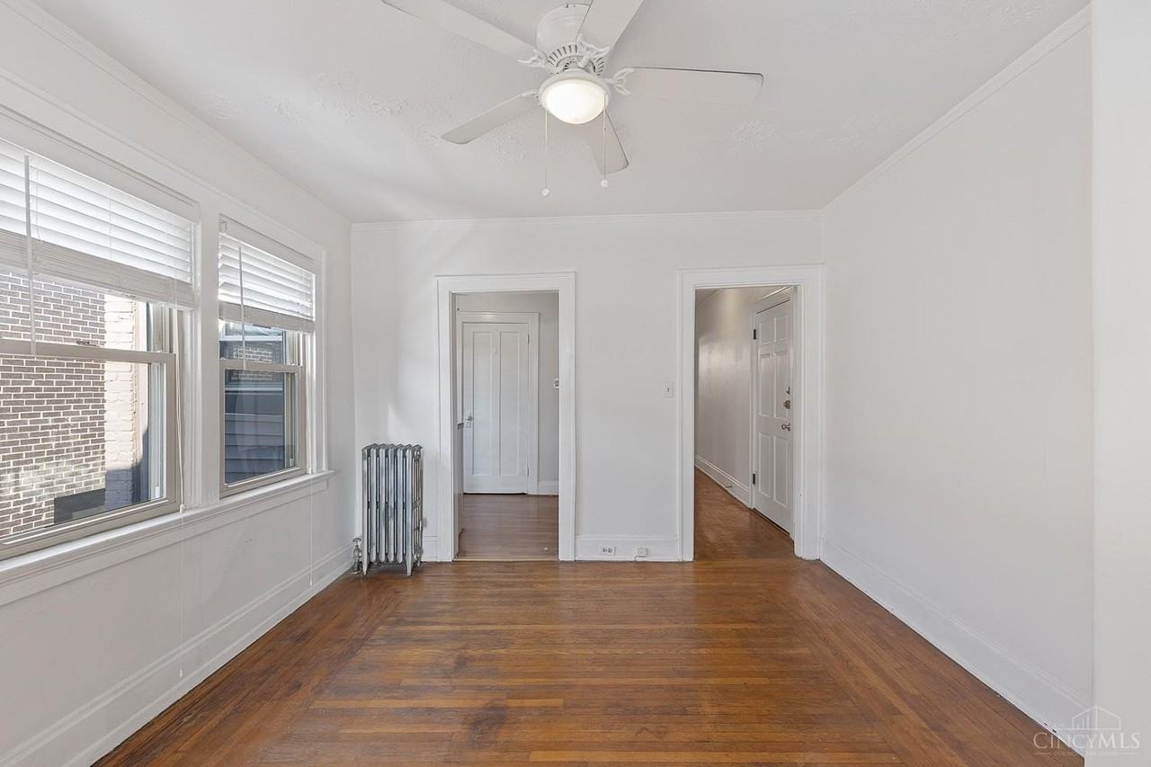 3096 Madison Rd Apt 9 #9 - Photo 3 of 20