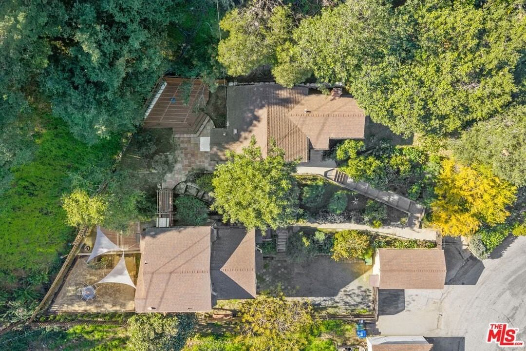 3705 Fredonia Dr - Photo 2 of 50