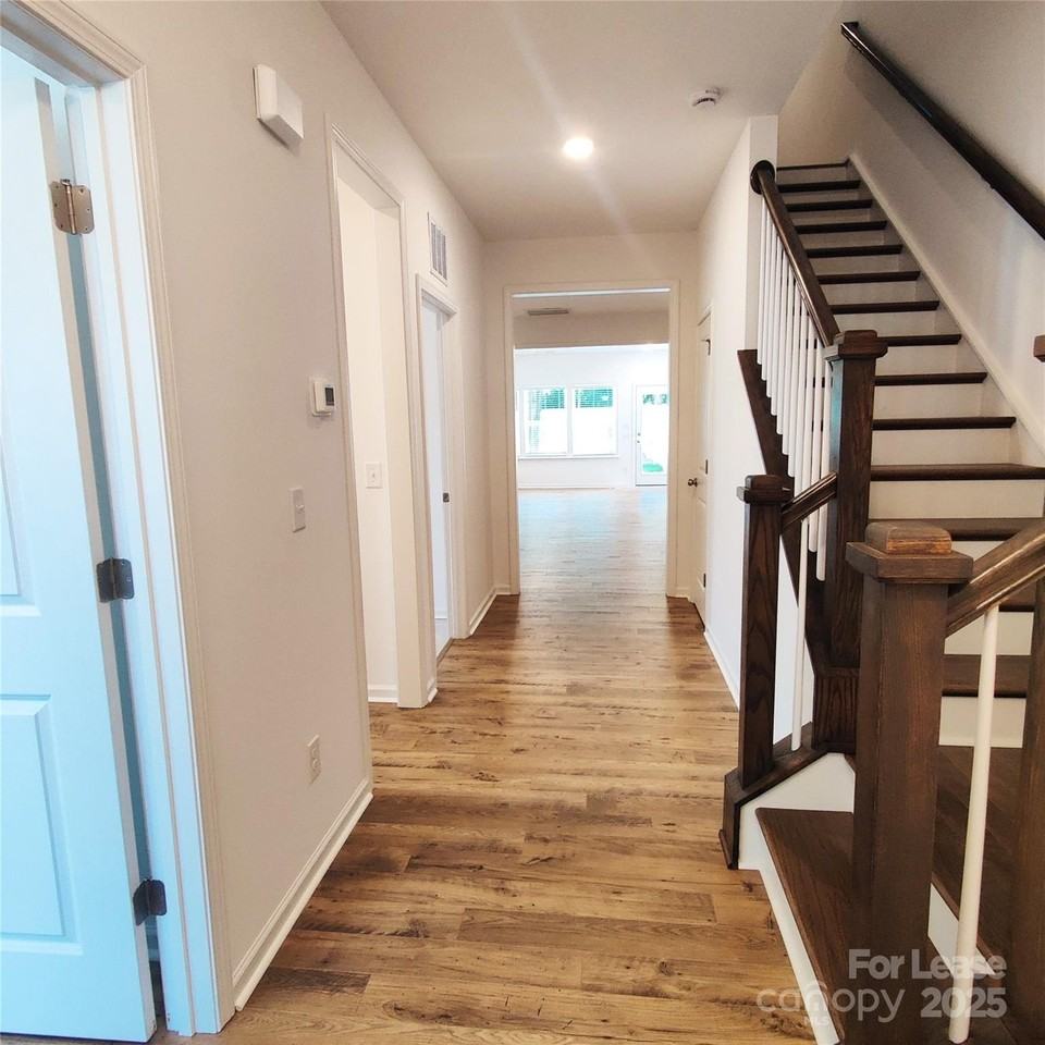 2112 Edison Street - Photo 2 of 25