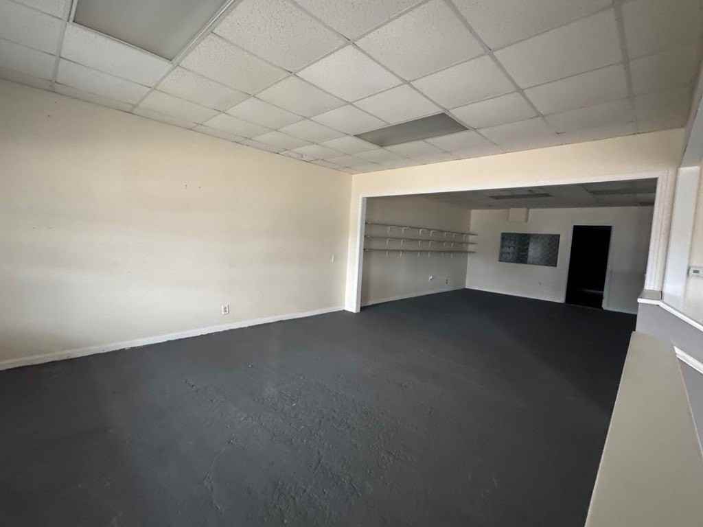 172 Honeysuckle Rd - Photo 4 of 5