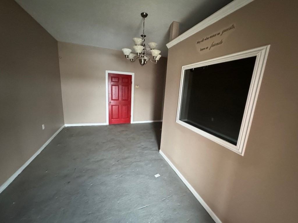 172 Honeysuckle Rd - Photo 5 of 5