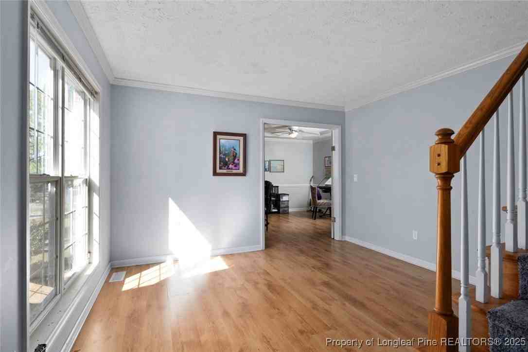 59 Prestige Drive - Photo 4 of 36