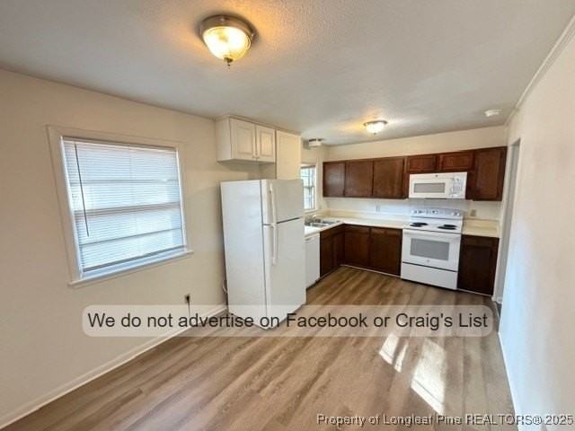 6402 Spring Hill Dr - Photo 3 of 9
