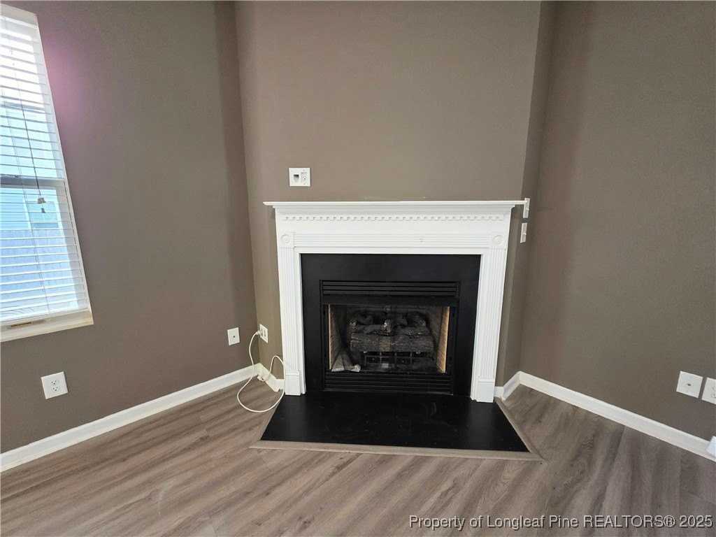 825 Running Horse Ln - Photo 6 of 32