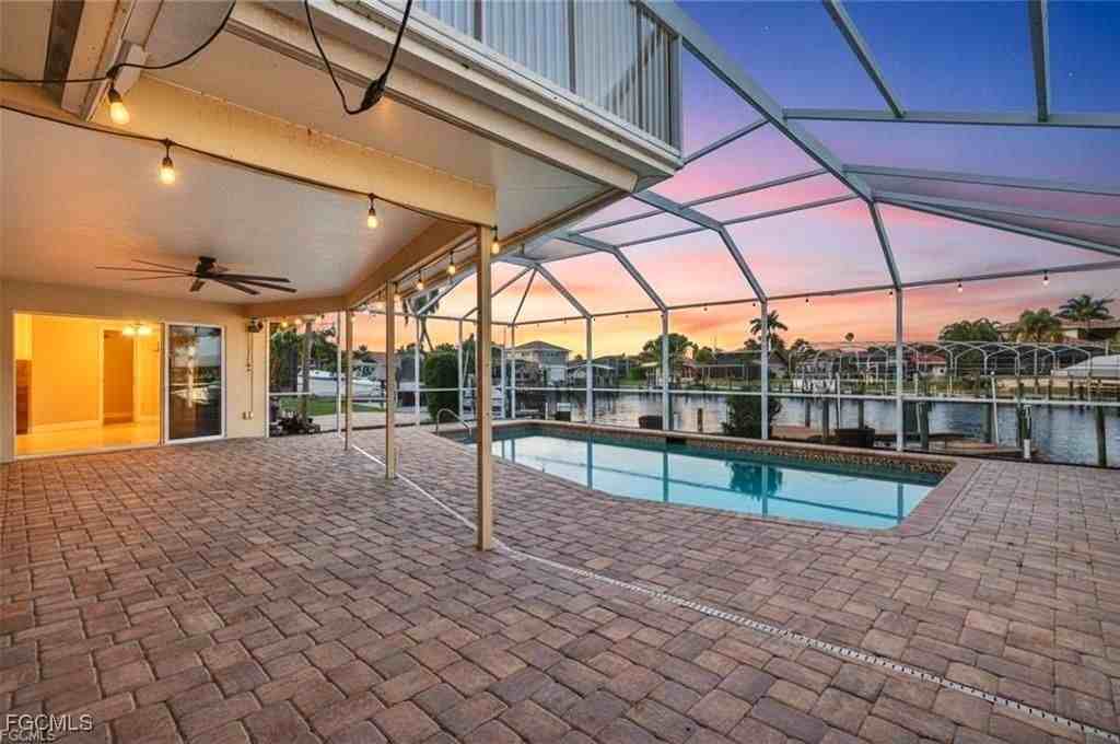 1921 Se 36th St - Photo 7 of 38