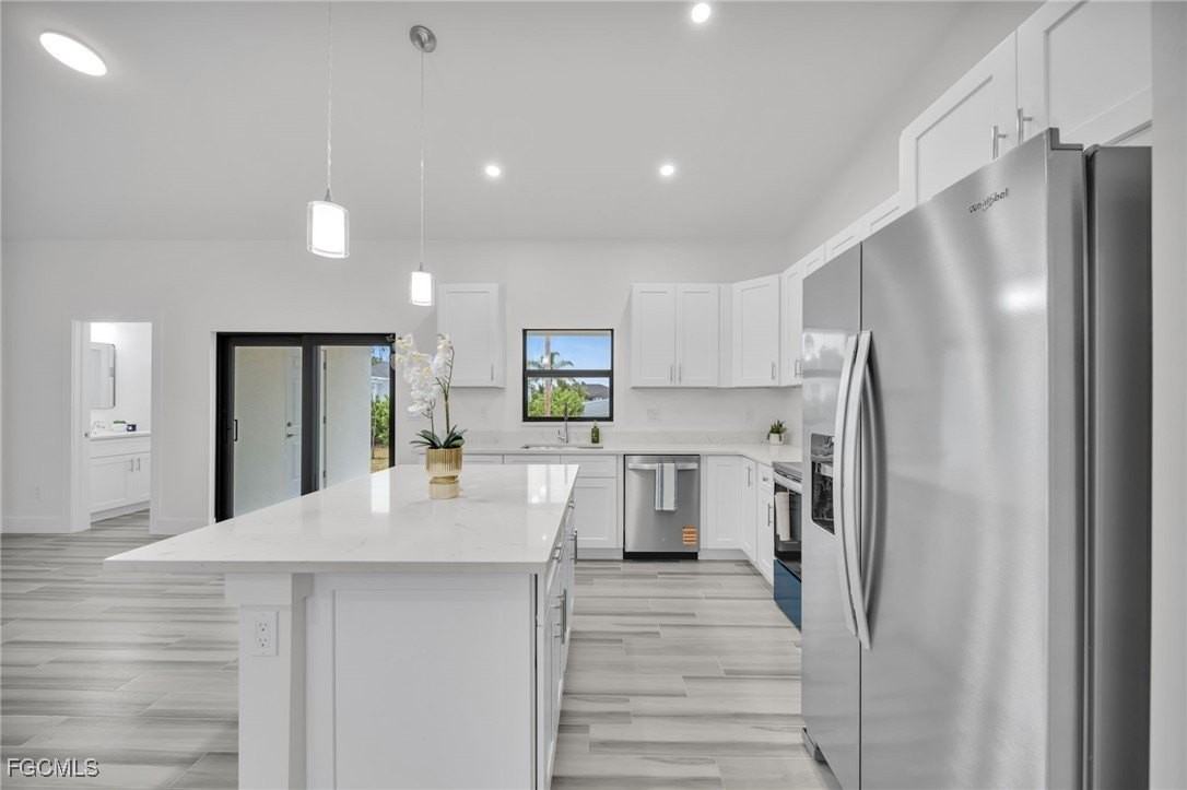 2836 Nw 5th Ter - Photo 5 of 37