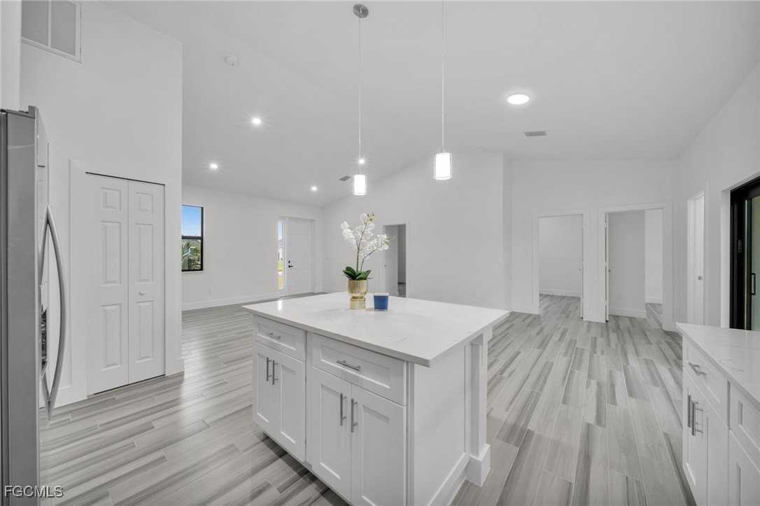 2836 Nw 5th Ter - Photo 7 of 37