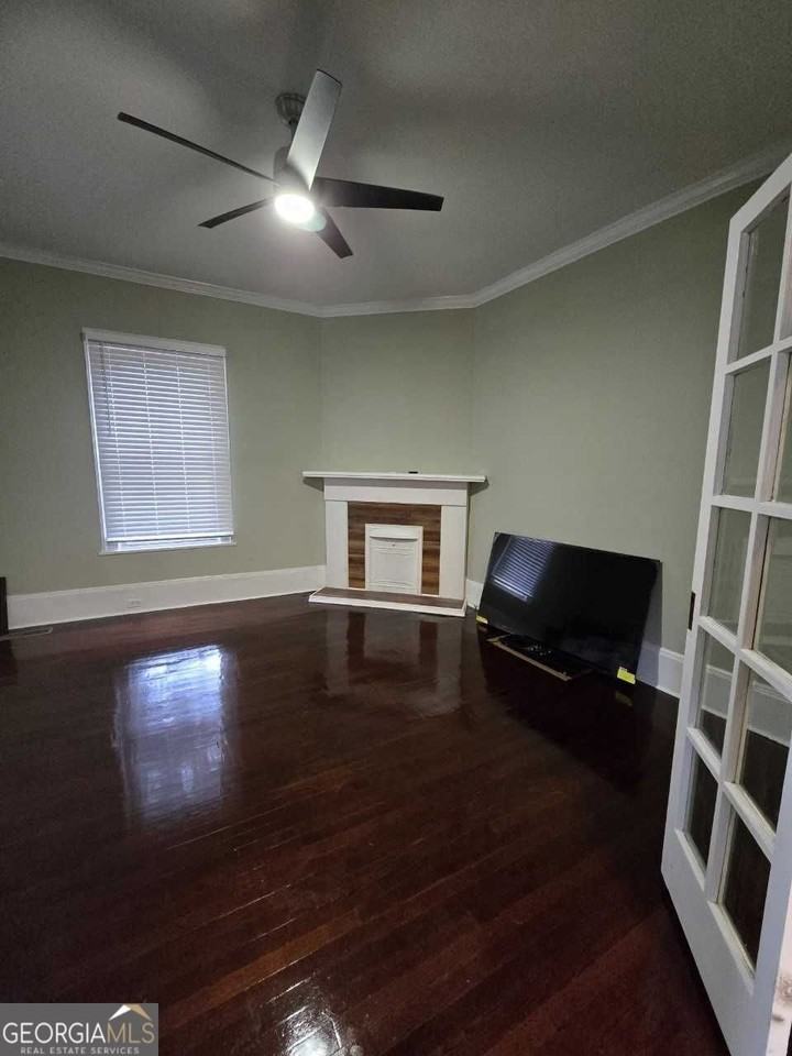 402 Meriwether St - Photo 7 of 38