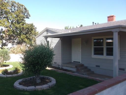 1349 47th St - Photo 2 of 6