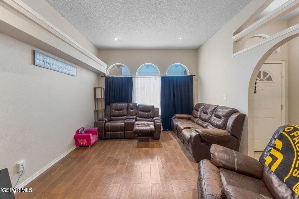 2297 Lisa Sherr St - Photo 7 of 31