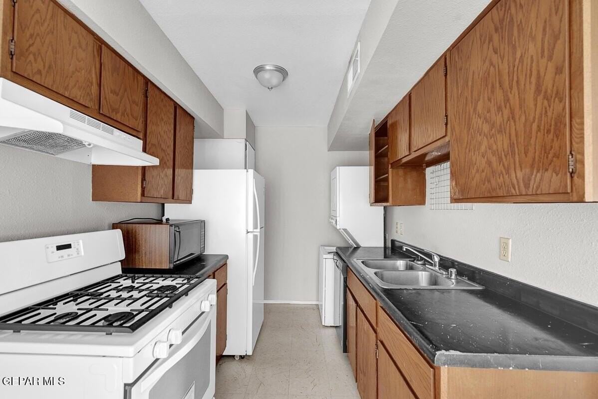 1909 Karen Sue Pl Apt C #C - Photo 4 of 13