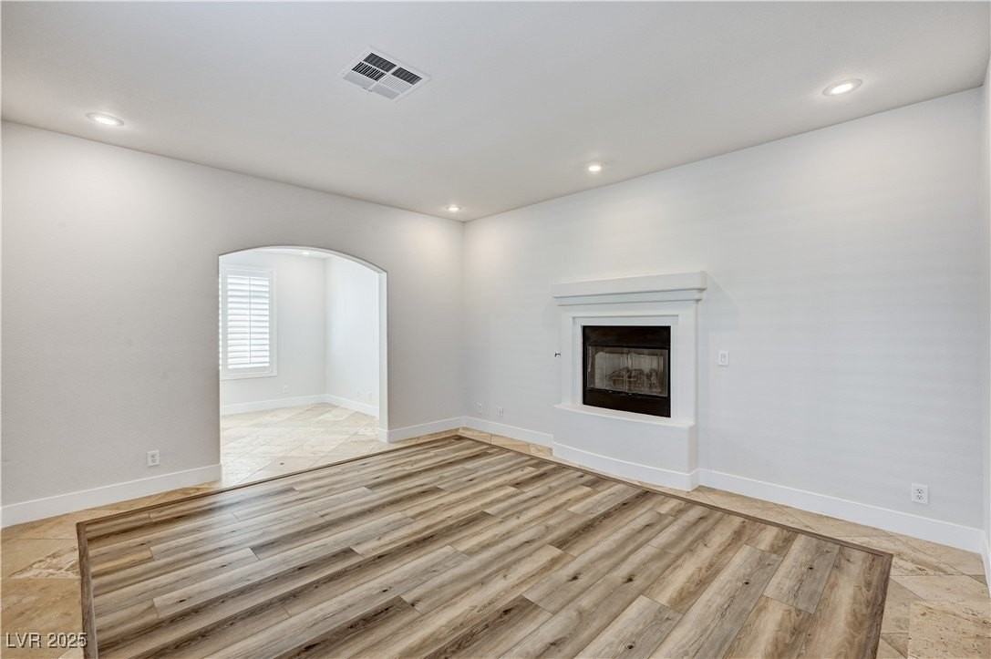 345 Whispering Tree Ave - Photo 3 of 36