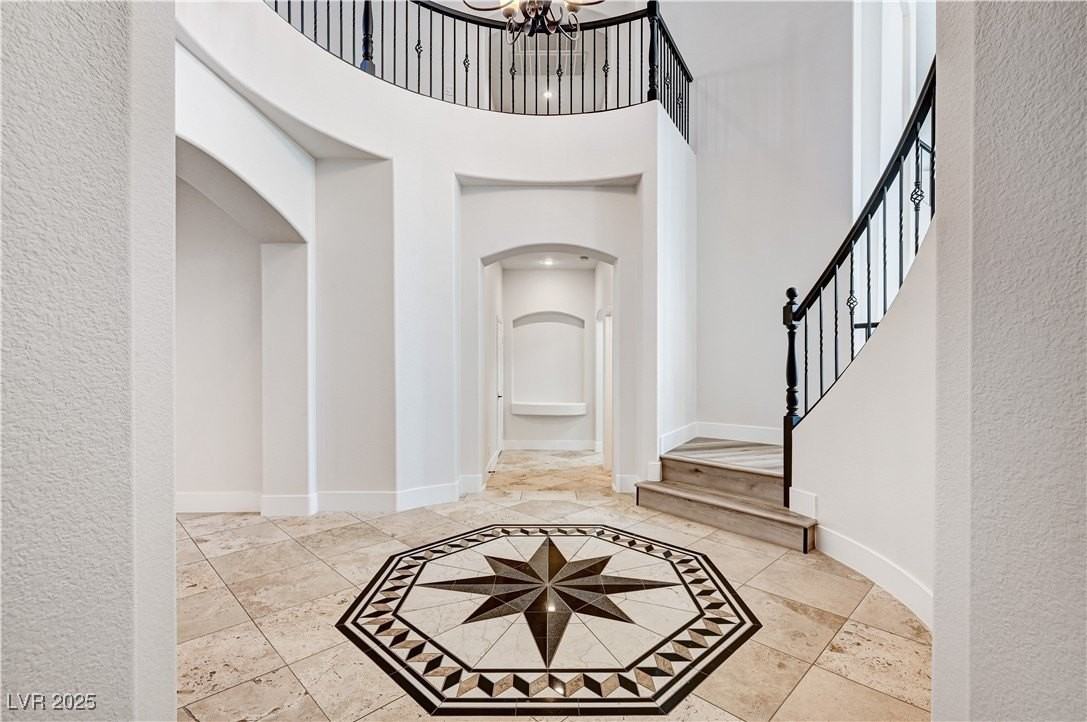 345 Whispering Tree Ave - Photo 5 of 36