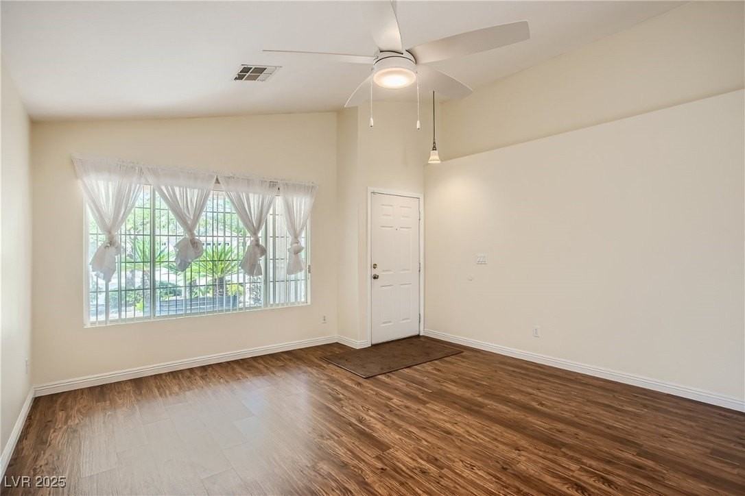 2800 Evelyn Lake Ct - Photo 3 of 20