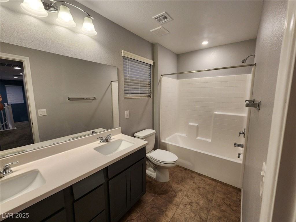 10384 Bagg Ave - Photo 6 of 6