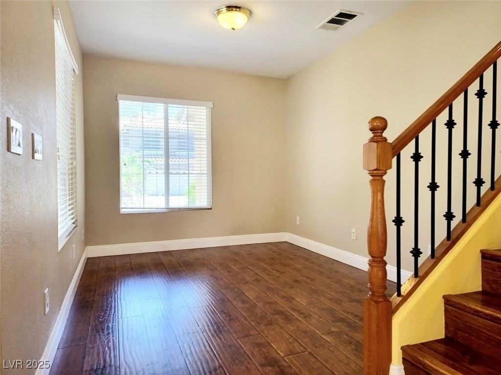 10885 Fintry Hills St - Photo 7 of 35