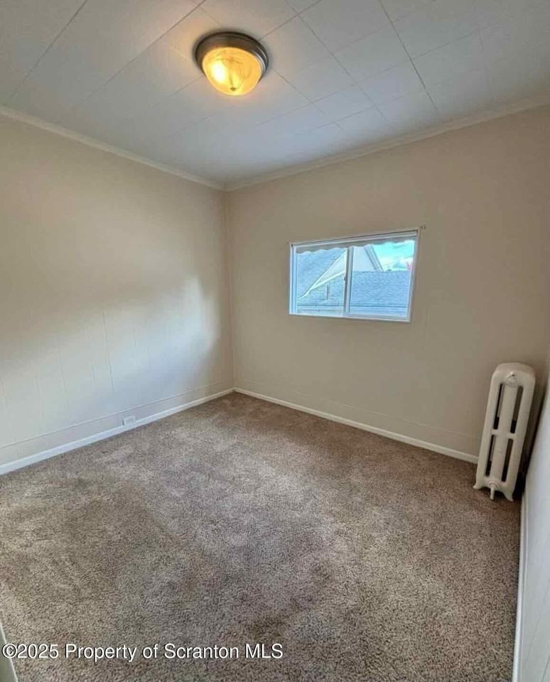 1406 Penn Ave - Photo 7 of 12