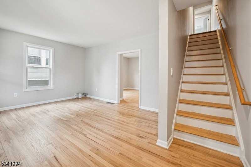 21 Hillside Ave - Photo 4 of 16