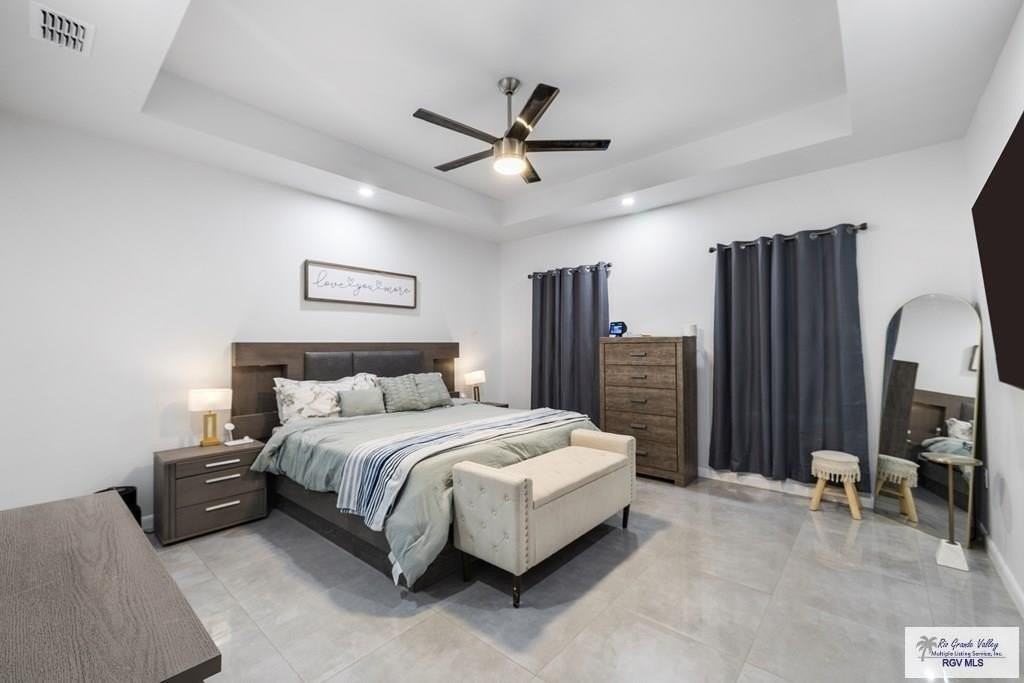 9175 Lake Charles Drive - Photo 2 of 17