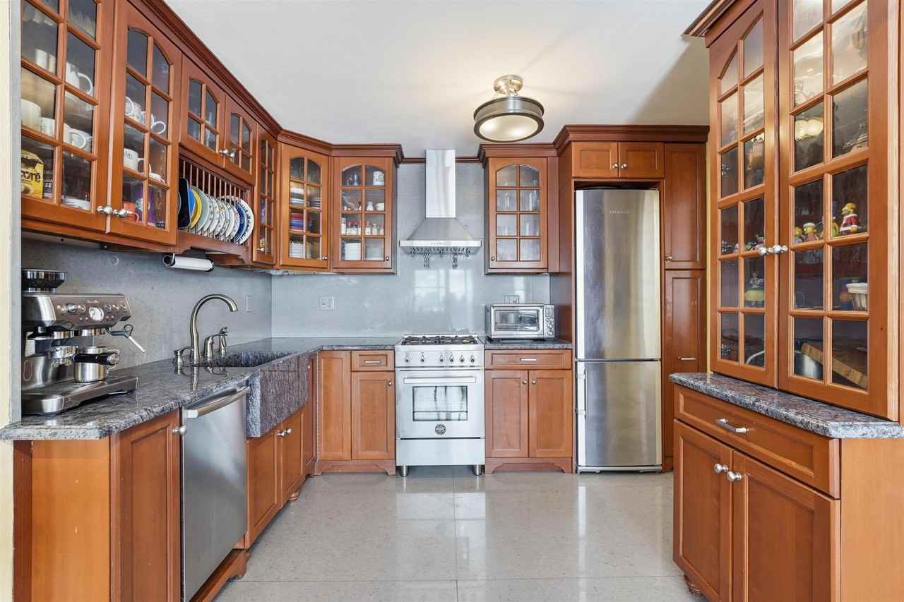 6040 Kennedy Blvd E #32E - Photo 6 of 25