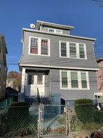 featured image of 11 Westervelt Place #2