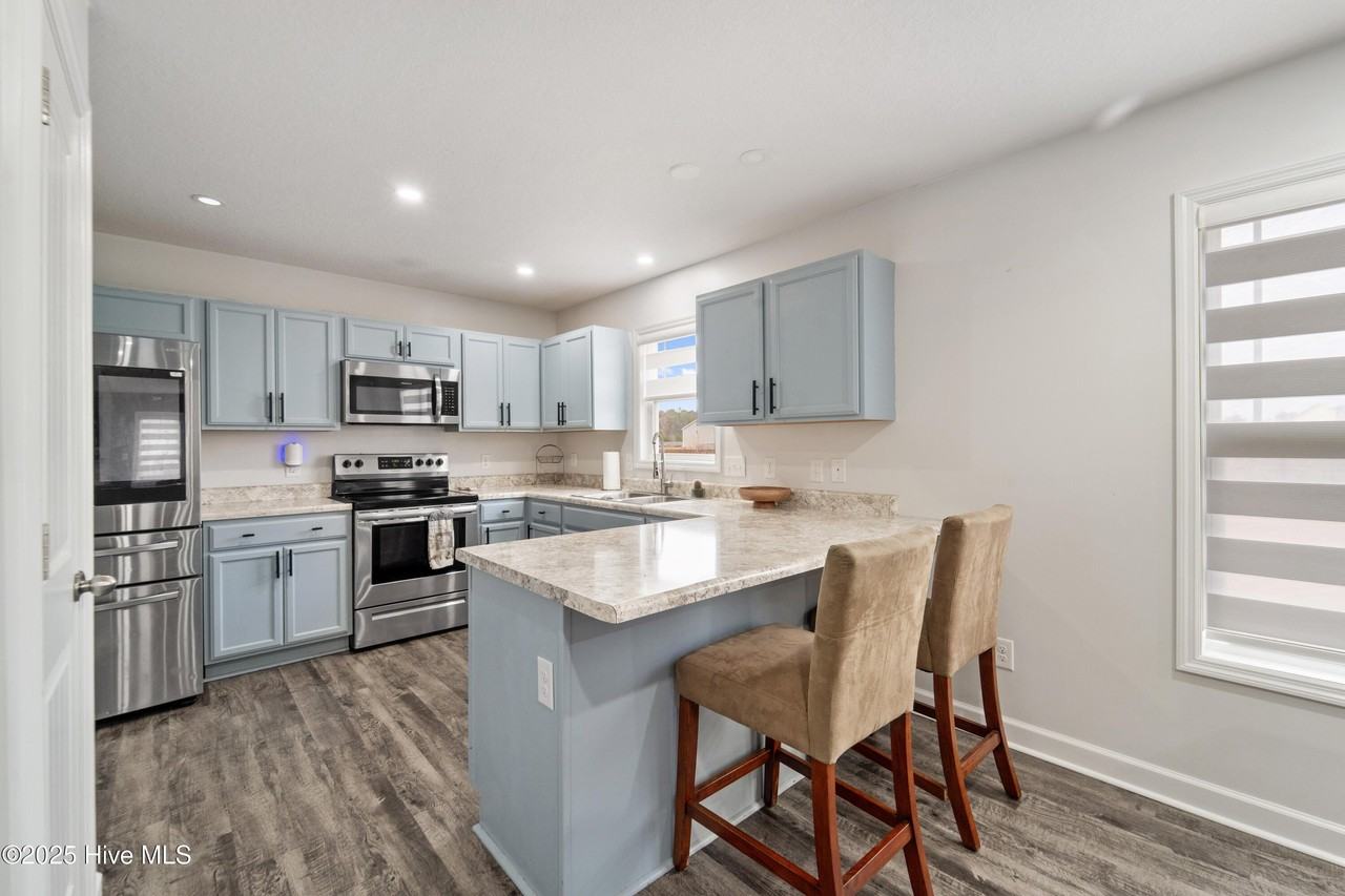 408 Cattle Ranch Ln - Photo 7 of 24