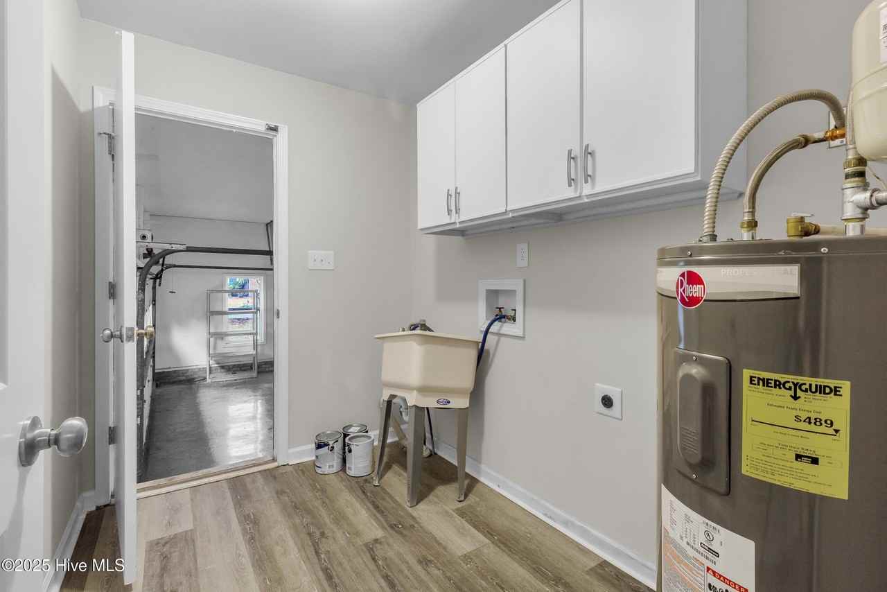 1106 Navidad Bank Ct - Photo 7 of 32