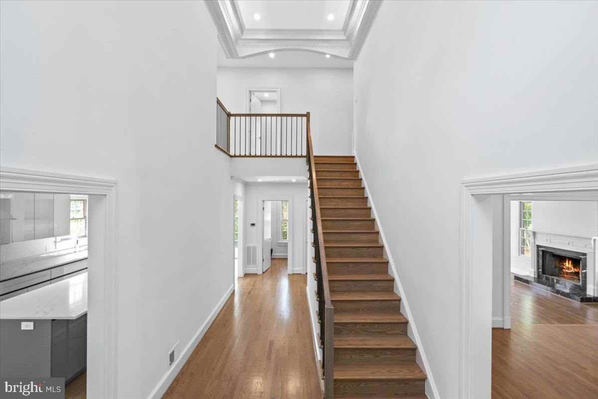 1626 Foxhall Road Northwest - Photo 2 of 23