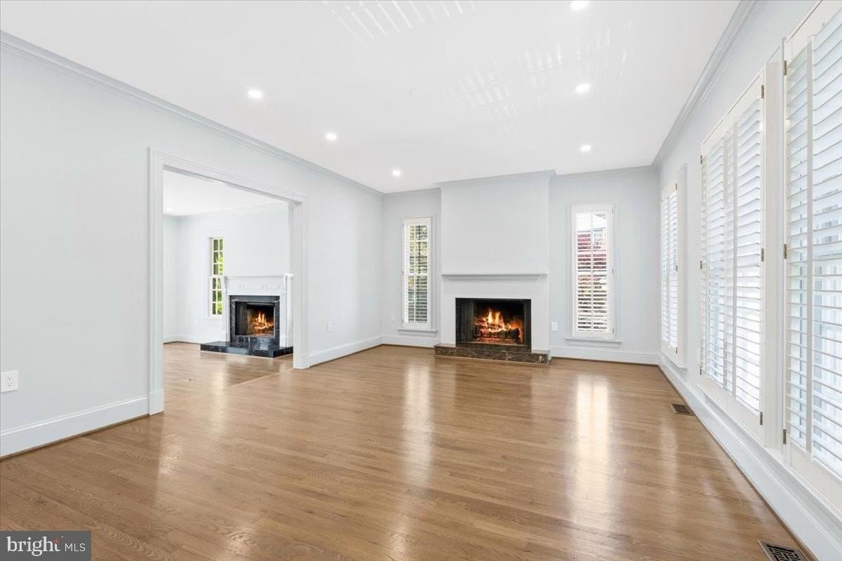 1626 Foxhall Road Northwest - Photo 3 of 23