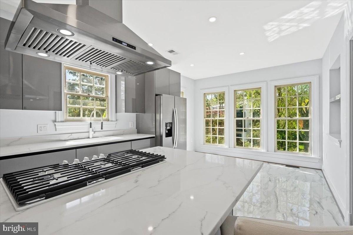 1626 Foxhall Road Northwest - Photo 7 of 23