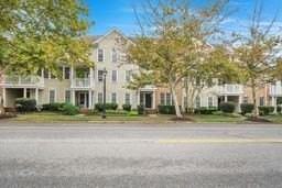 5357 Discovery Park Boulevard - Photo 3 of 35