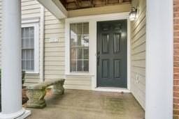 5357 Discovery Park Boulevard - Photo 4 of 35