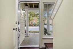 5357 Discovery Park Boulevard - Photo 6 of 35