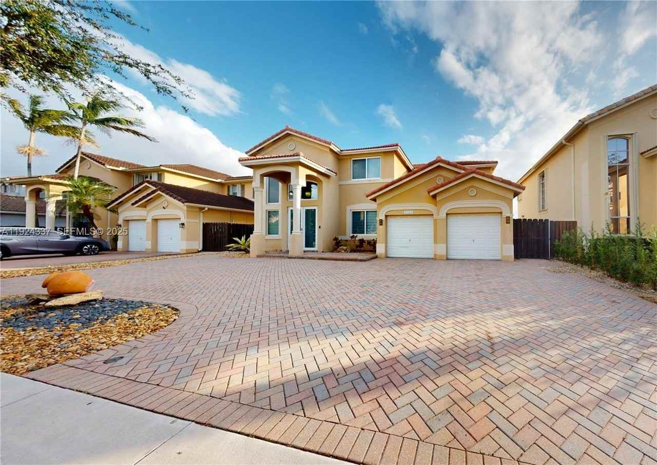 12358 Sw 125th Ter - Photo 5 of 45