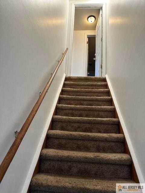 29 Harrison Ave - Photo 2 of 25