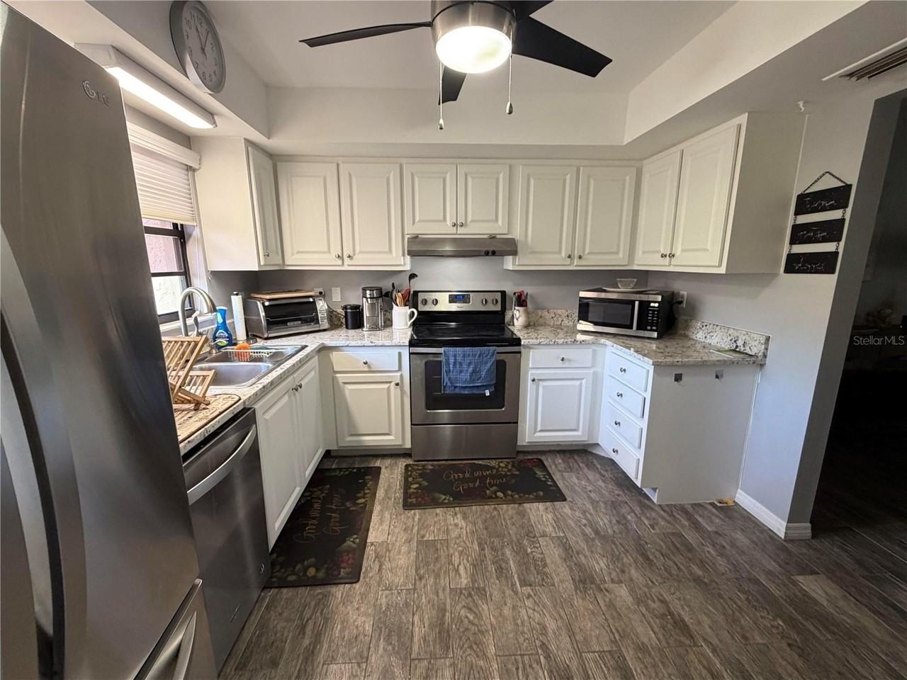 1409 56th St W - Photo 2 of 13