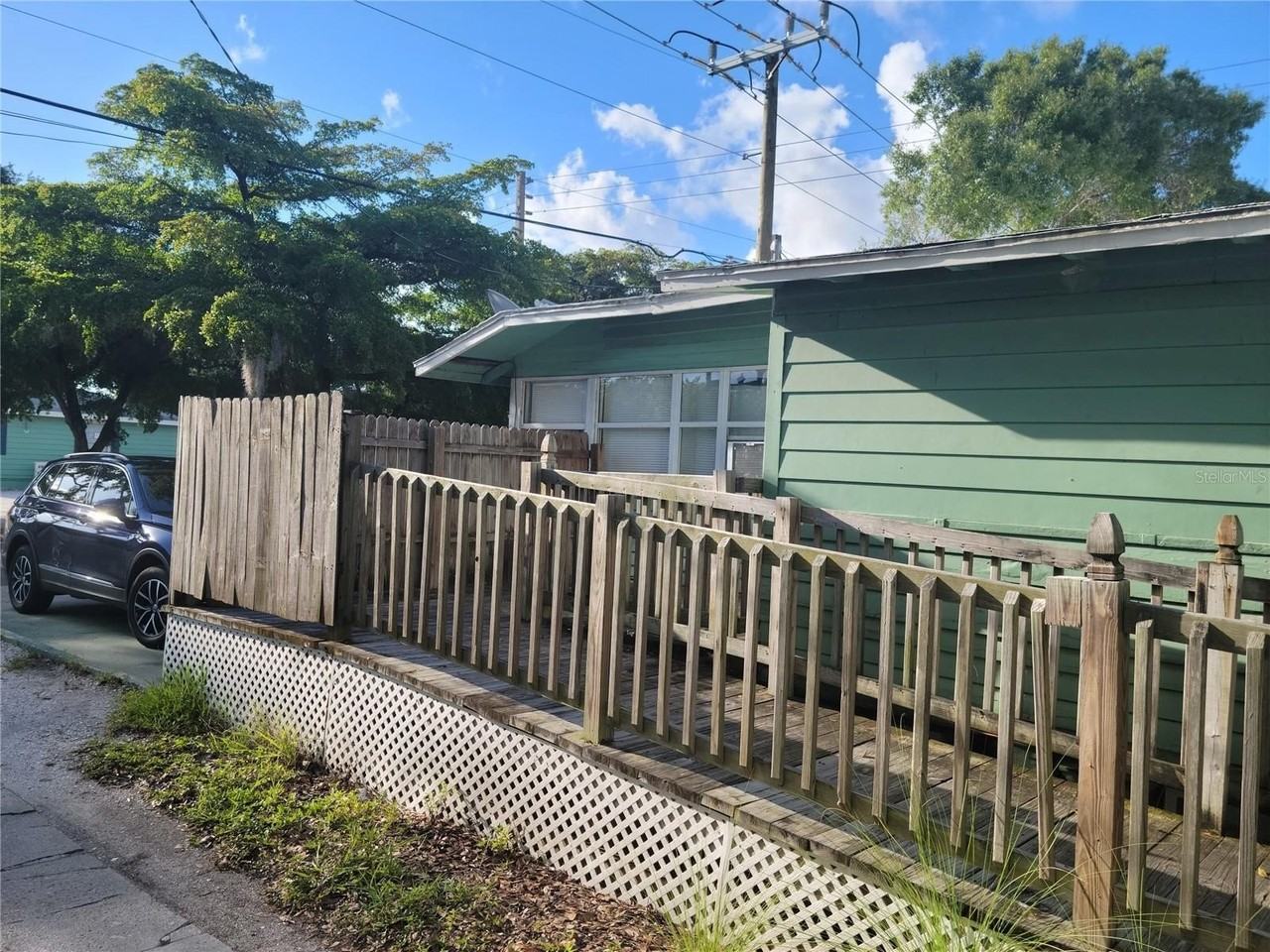 311 N Osprey Ave - Photo 2 of 15