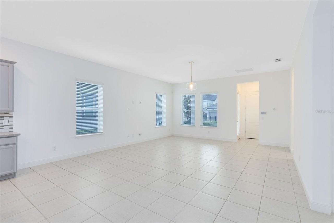 8250 Nemours Parkway - Photo 5 of 41