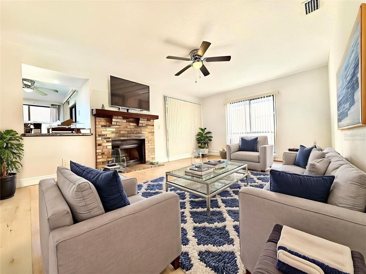 435 Loblolly Ln - Photo 3 of 26